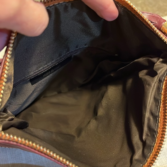 Borse in Pelle leather crossbody with adjustable strap - Picture 11 of 15